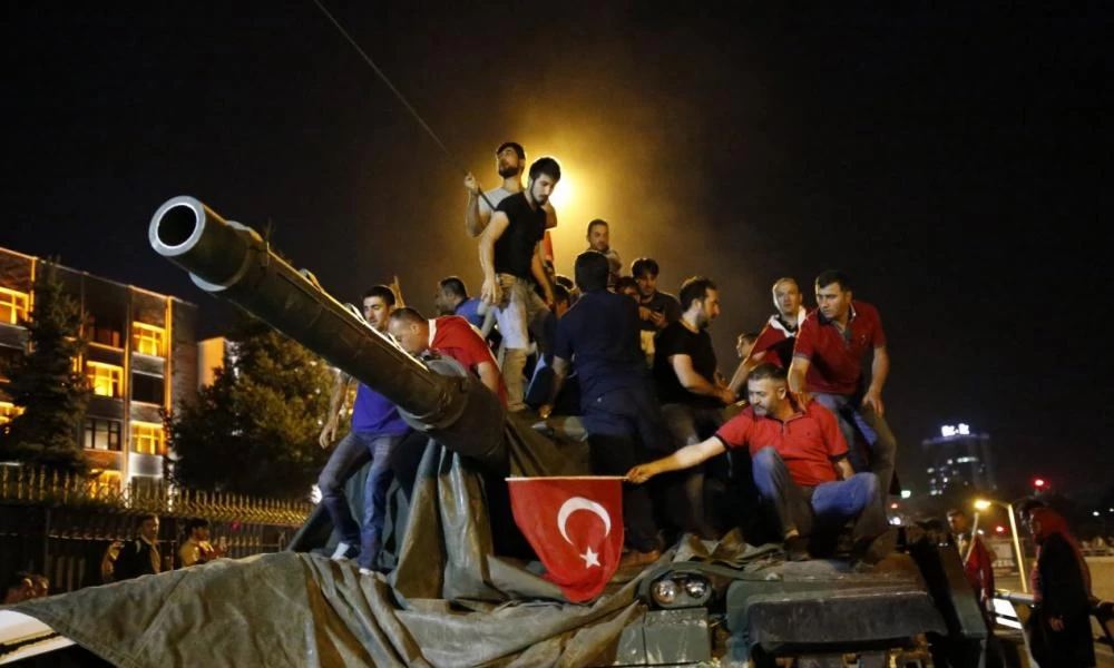 Bülent Keneş: Η γενοκτονία της αντιπολίτευσης στην Τουρκία έχει αρχίσει